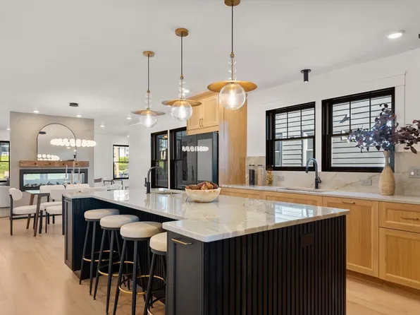 40 Pitcher Ave #40, Medford, MA 02155
