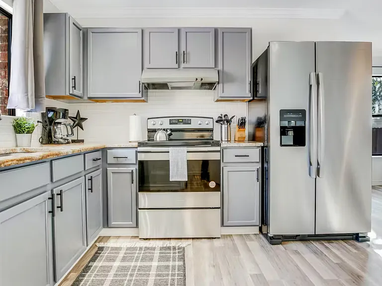 2902 Donnell Dr — Photo 22