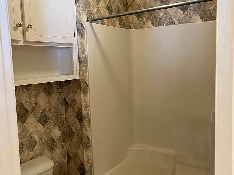 121 S Springview Dr — Photo 12