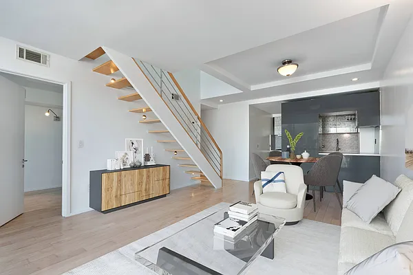 Sold by Compass | media 1