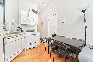 Rented by Living New York