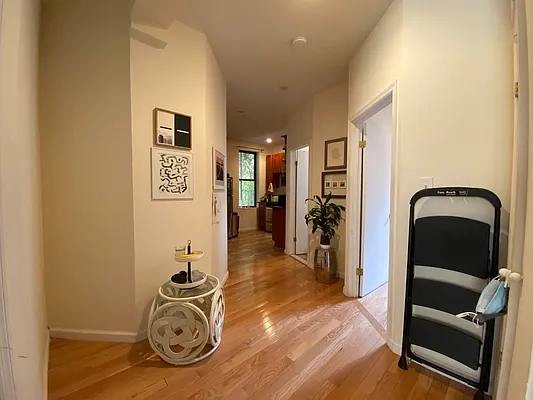 Rented by Best Apartments North Inc | media 44