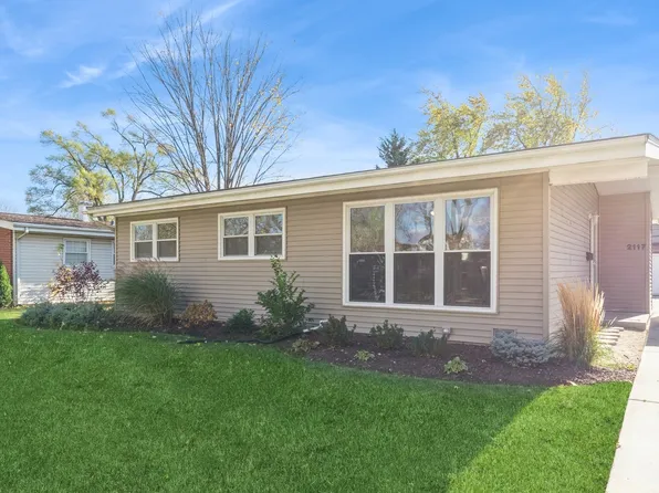 2117 Grouse Ln, Rolling Meadows, IL 60008