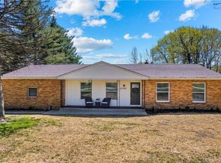 2750 Wadsworth Rd, Barberton, OH 44203