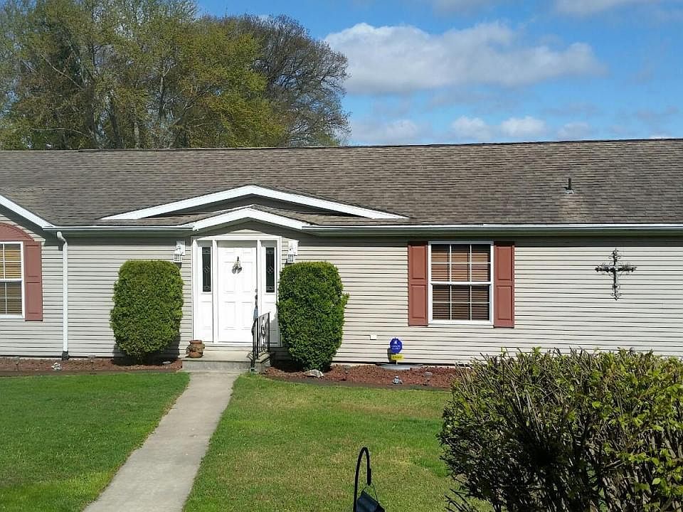 1st image of 54645 Park Ln