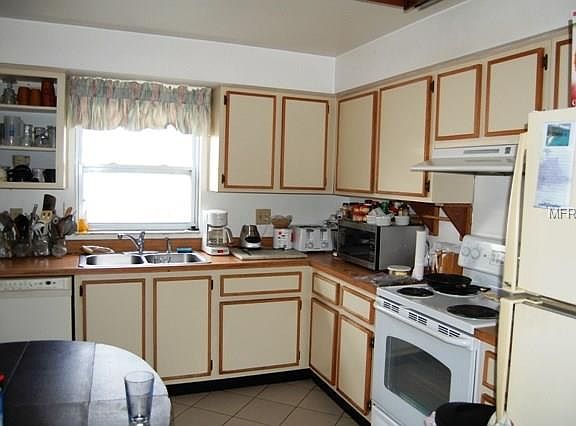 5th image of 4917 Oakshire Dr