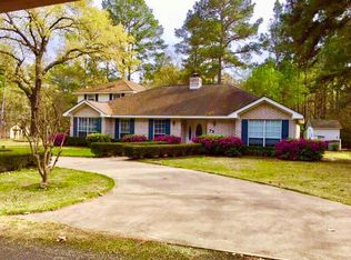 72 Greenway Dr, Trinity, TX 75862