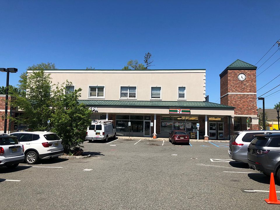 1st image of 287 Bloomfield Ave