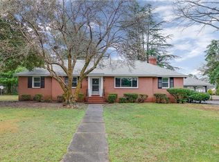 8201 Fredonia Rd, Richmond, VA 23227