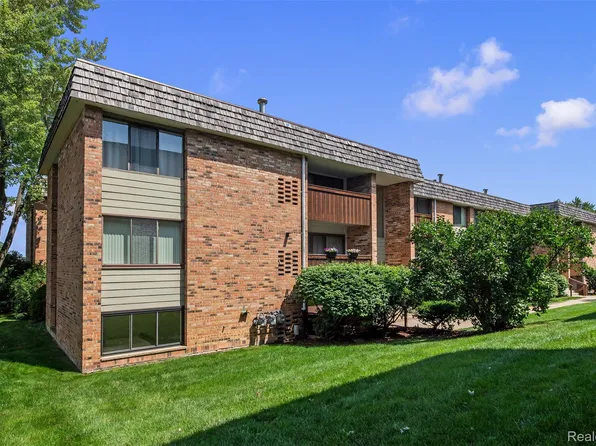 1255 S Maple Rd APT 101, Ann Arbor, MI 48103