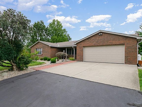 2nd image of 7581 Whisper Ln