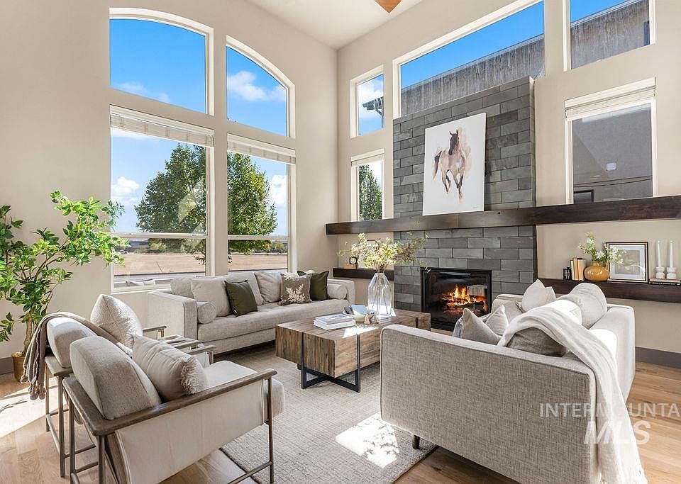 1st image of 3115 S Old Hickory Way