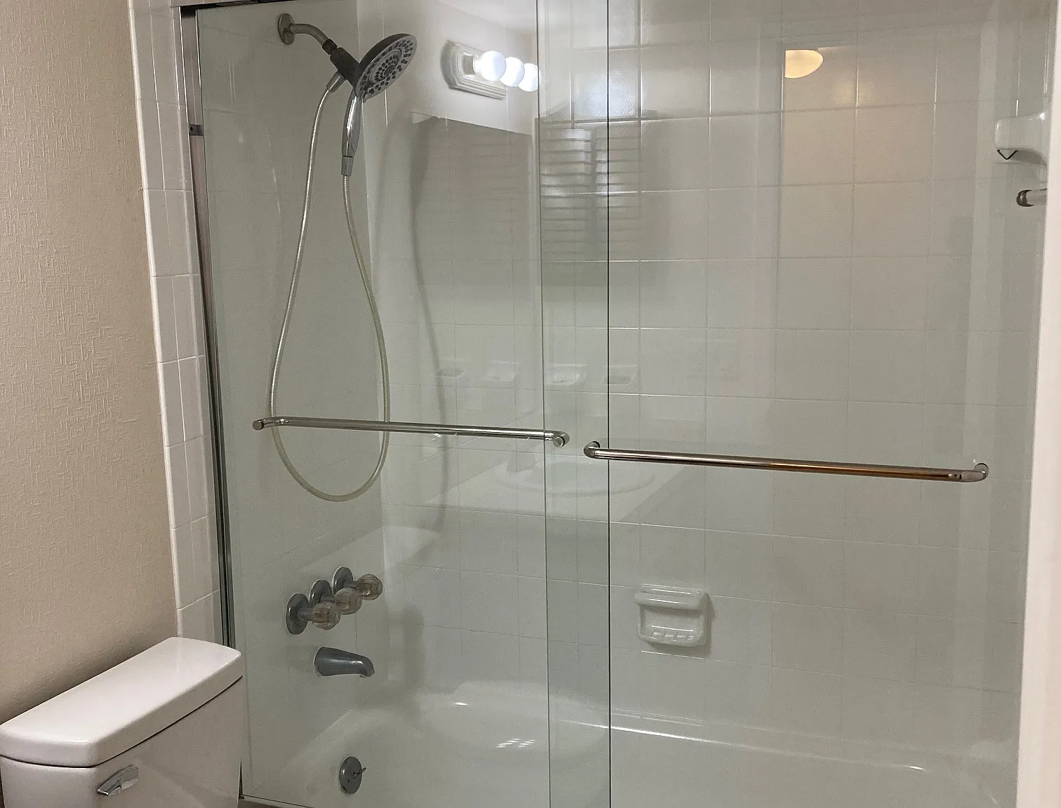 2 bed, 1216 sqft, $1,850 — Photo 4