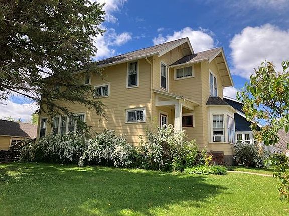 2nd image of 316 Elm Ave E