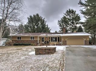 16934 Timber Dunes Dr, Grand Haven, MI 49417