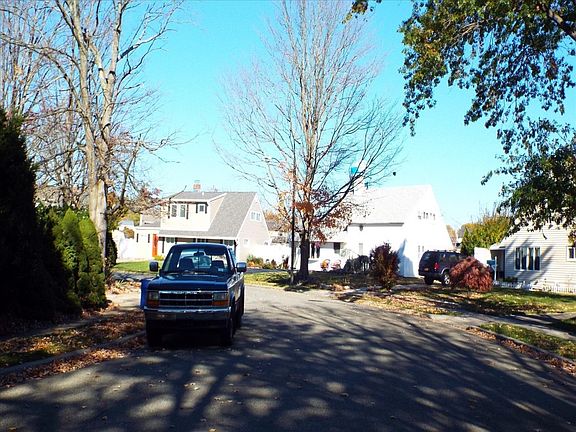 5th image of 34 Spray Ln