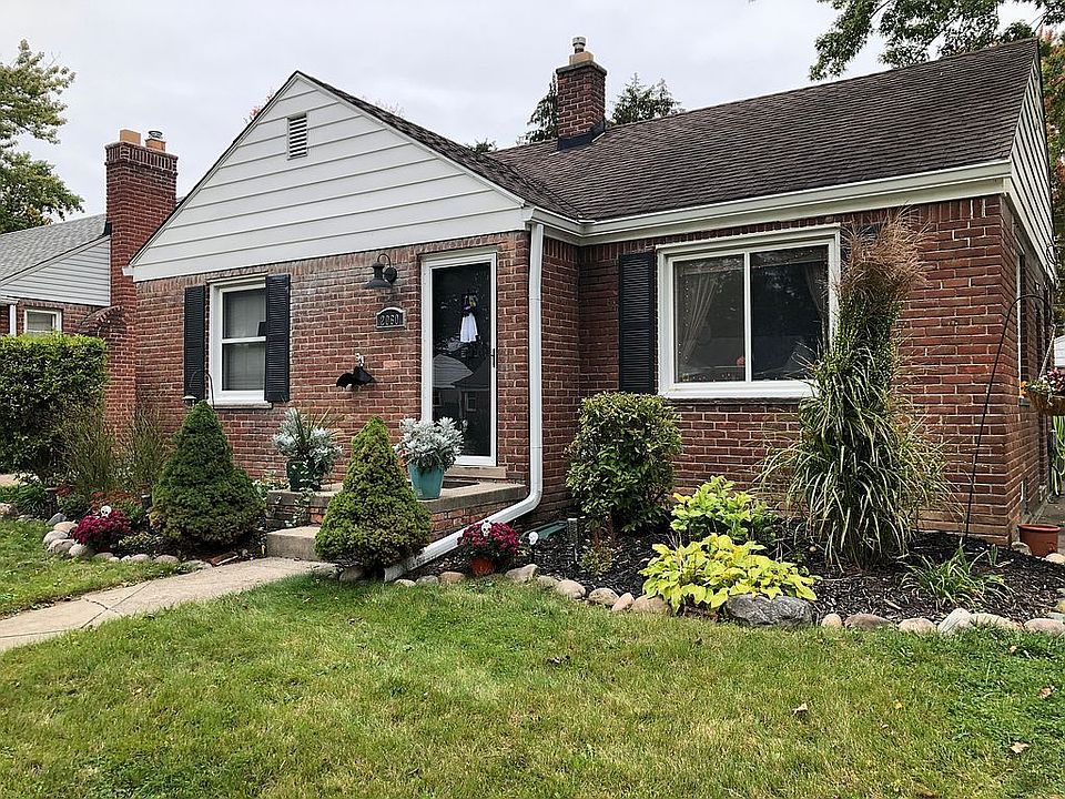1st image of 2060 Ellwood Ave