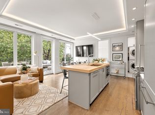 418 7th St SE APT 401, Washington, DC 20003