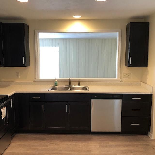 1st image of 128 Johnson Ln
