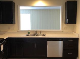 128 Johnson Ln, Johnson City, TN 37601