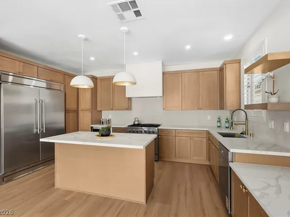 1762 Clearwater Canyon Dr, Henderson, NV 89012