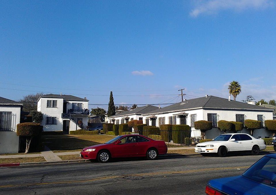 1st image of 1011 E Hyde Park Blvd #1/2