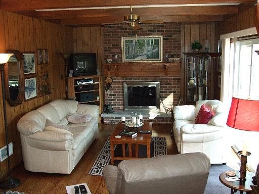 5th image of 431 S Brainard Ave