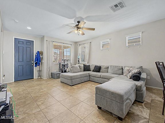 5th image of 10457 S Boothill Way