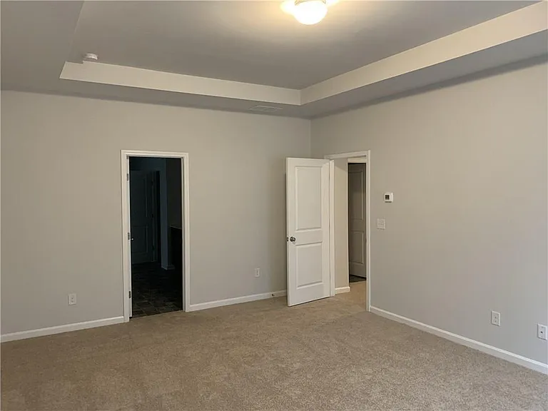 430 Broadmoor Dr — Photo 9