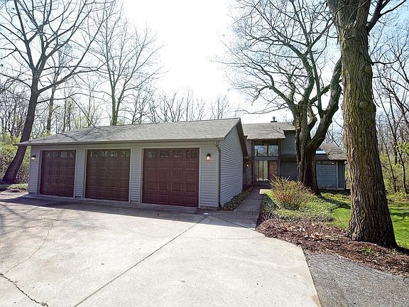 4th image of 19831 S Woodside Dr