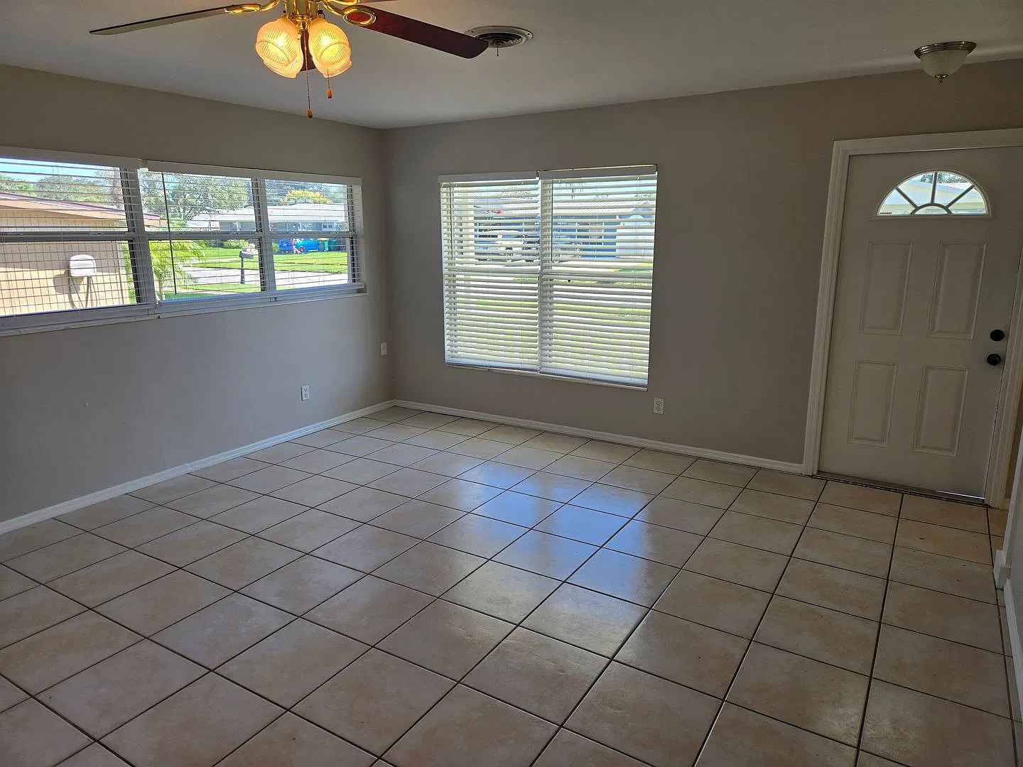 Lots of Room — Photo 1