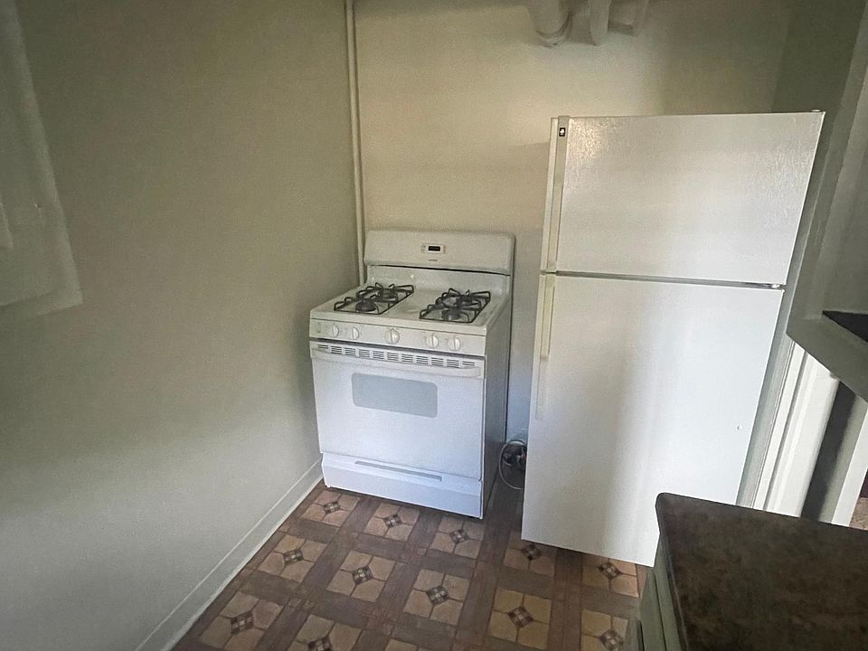 1st image of 1333 E 10th Ave APT C
