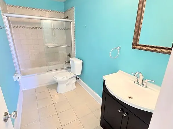 1827 E Capitol St SE Unit A, Washington, DC 20003