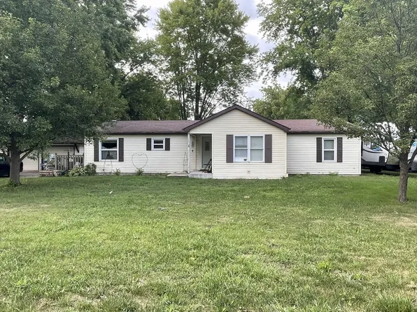 209 E North St, Gardner, IL 60424