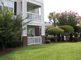 45 Sycamore Ave