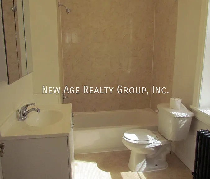 5029 Cedar Ave #2F — Photo 9