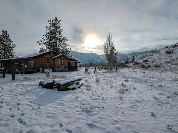 2074 Washington Creek Road, Chelan, WA 98816