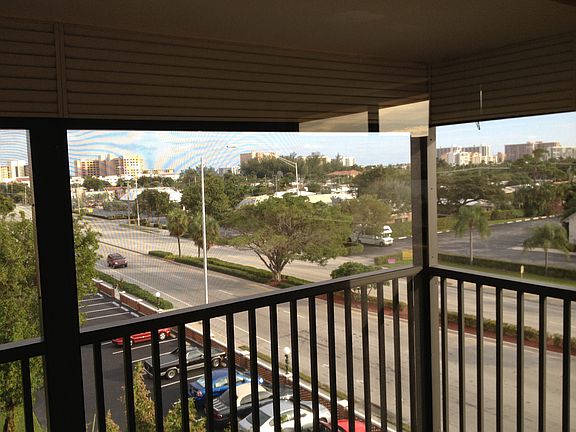 2nd image of 2601 NE Forteen Street Cswy #520
