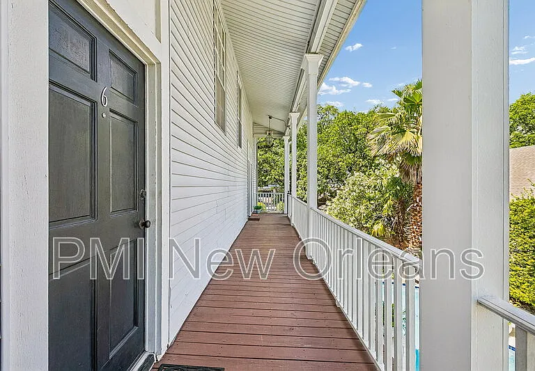 825 Louisiana Ave #6 — Photo 3