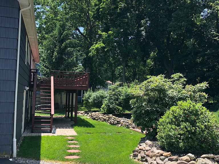 5 Dorchester Ave — Photo 25