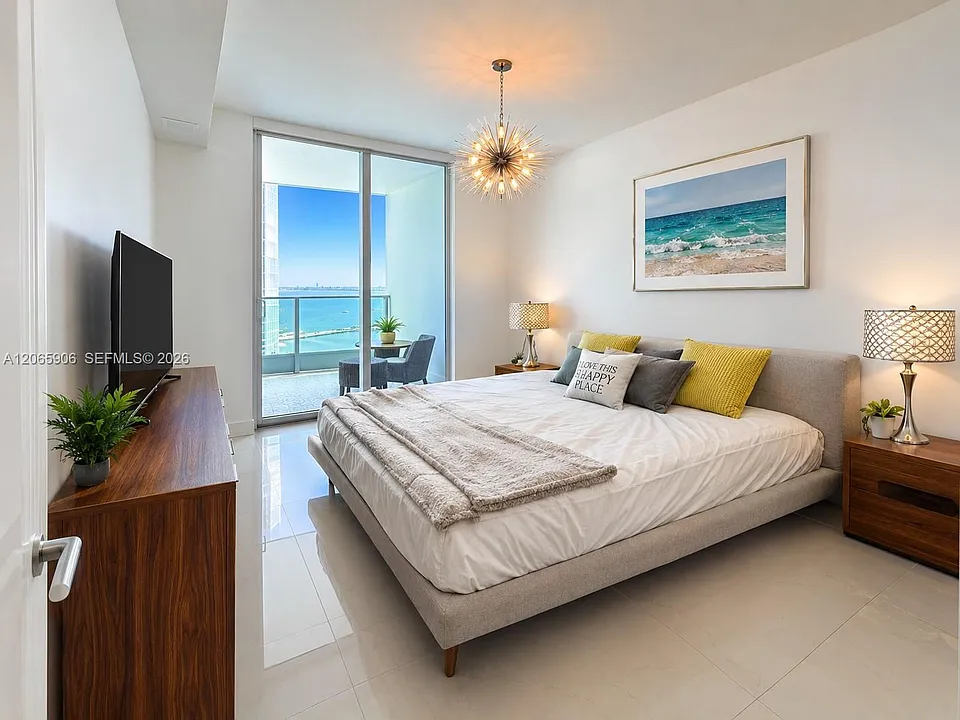 900 Biscayne Blvd #4410