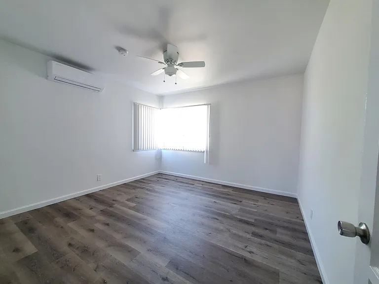 7317 Ensign Ave — Photo 5