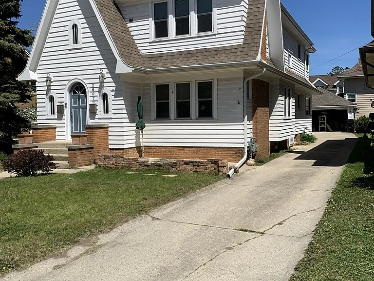 2607 N Main St — Photo 1