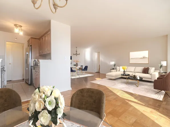 166-25 Powells Cove Boulevard image 5 of 33