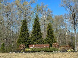 Red Oak Dr, Oneida, TN 37841