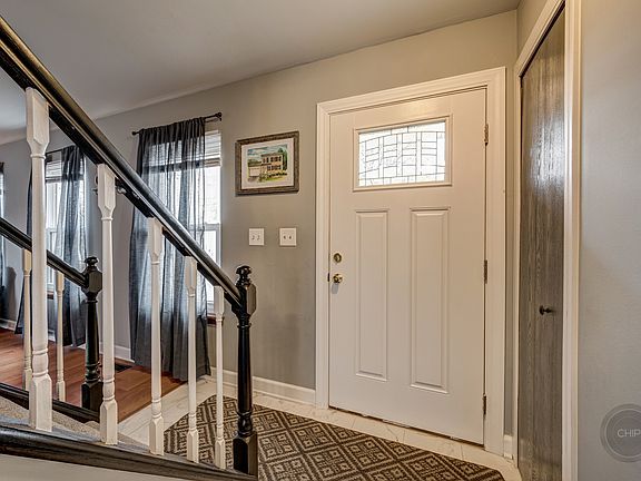 3rd image of 3081 Quincy Ln