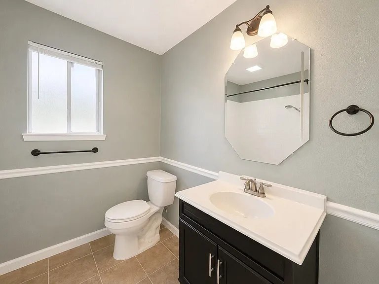 9734 Willmont Rd — Photo 15