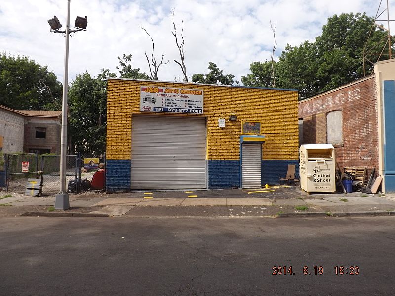1st image of 116 Eaton Pl