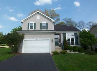 401 Fallbrook Dr, Dundee, IL 60118