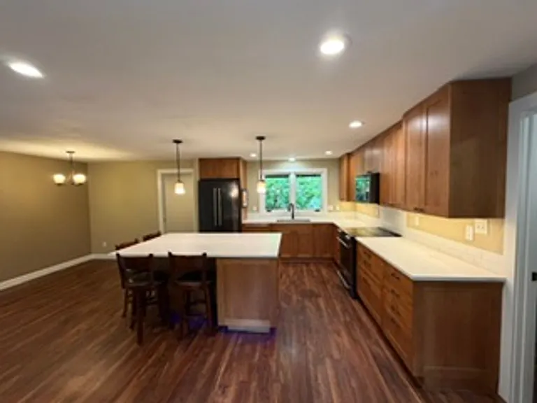 4400 Chapman Way — Photo 7